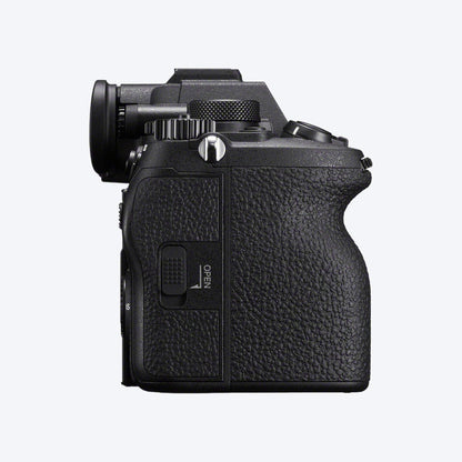 Sony Alpha ILCE-7M5 | 33.0 MP resolution, blackout-free 30 fps speed and AI-based recognition AF