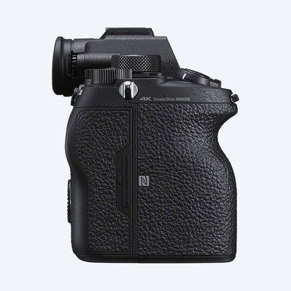ILCE-9M2